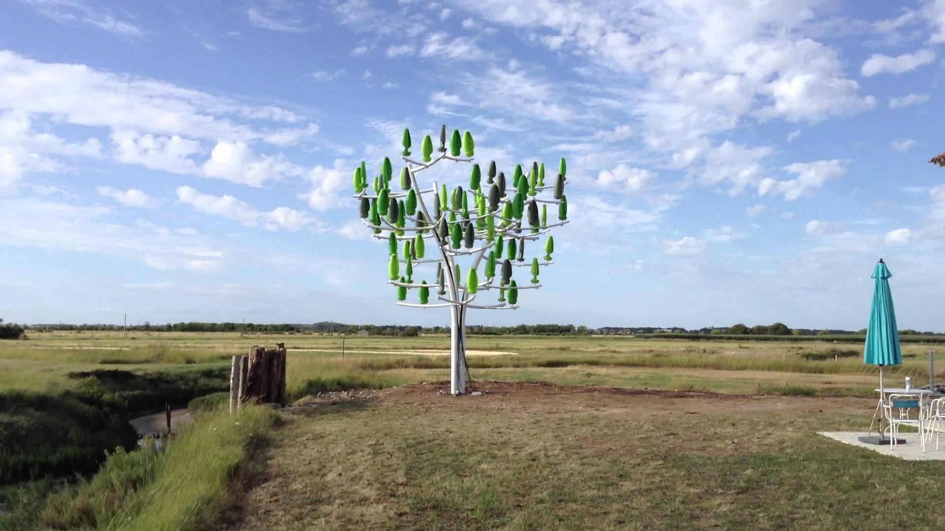 Un arbre à éléctricité en fabrication chez bretagne ateliers