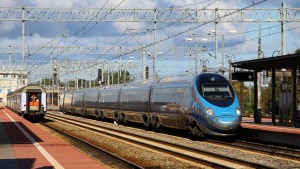 Le Pendolino polonais, en gare de Gdynia sur la mer Baltique